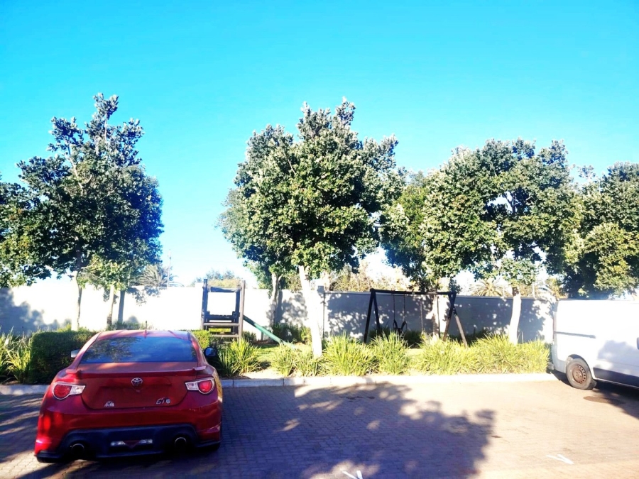 To Let 2 Bedroom Property for Rent in Buh Rein Estate Western Cape